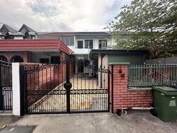 Thomson Park (D20), Terrace #576485551
